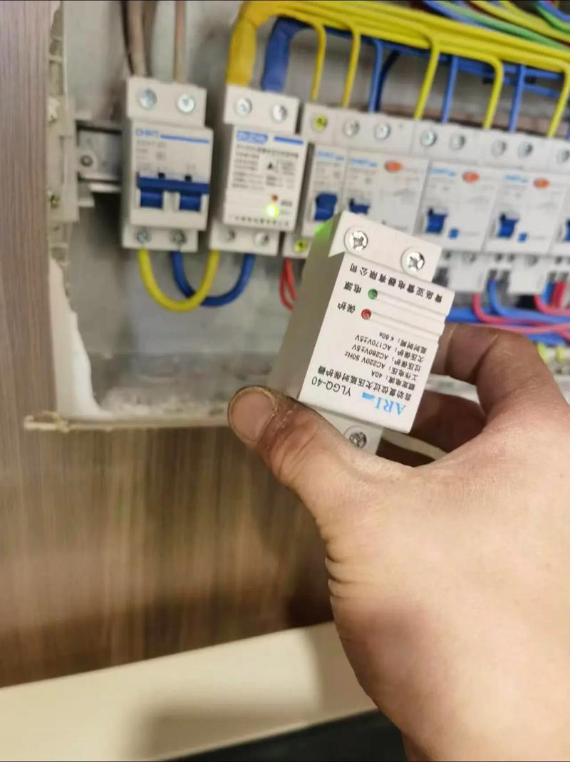 户内跳闸维修多少钱啊,中央空调如何控制分户跳闸。 户内维修 户内跳闸维修多少钱啊,中央空调如何控制分户跳闸。 户内跳闸维修多少钱啊,中央空调如何控制分户跳闸。 户内维修