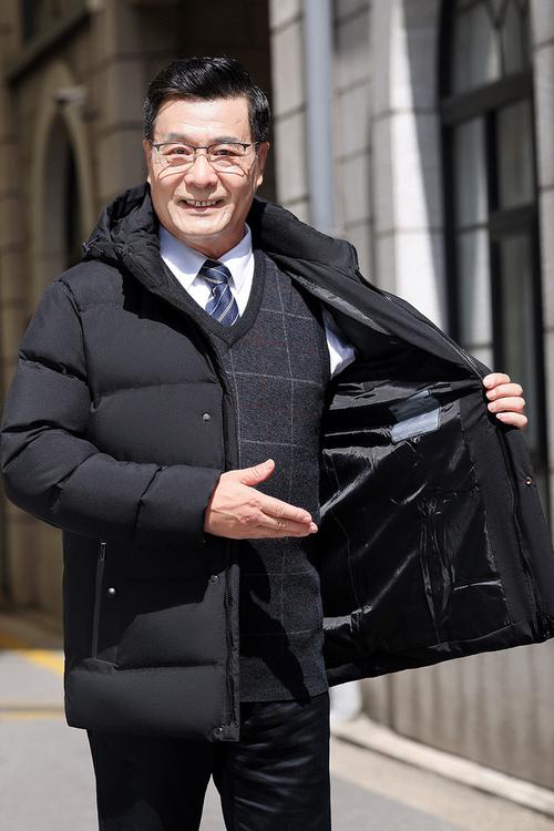 羽绒服男款老人网红装修,时尚与温馨的完美融合 居家维修 羽绒服男款老人网红装修,时尚与温馨的完美融合 羽绒服男款老人网红装修,时尚与温馨的完美融合 居家维修